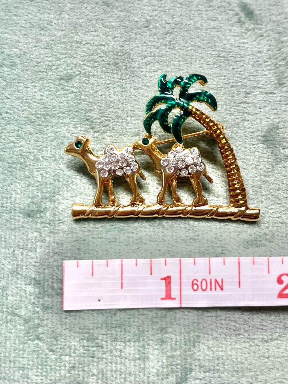 Vintage Camel brooch - MCM - gold tone green and clear rhinestone- palm tree